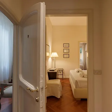 Apartment Big A Stone's Throw From The Duomo